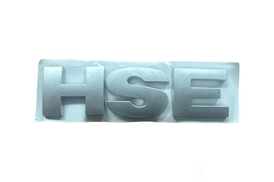 DAM500520LPO - Rear Nameplate "Hse" (Gray) 4