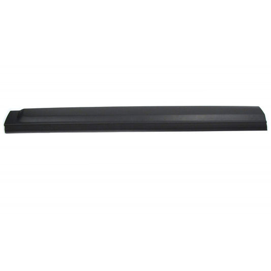 Land Rover DGP000134PCL - Moulding - Front Door, LH -less rubber Discovery 3 / 4 L319