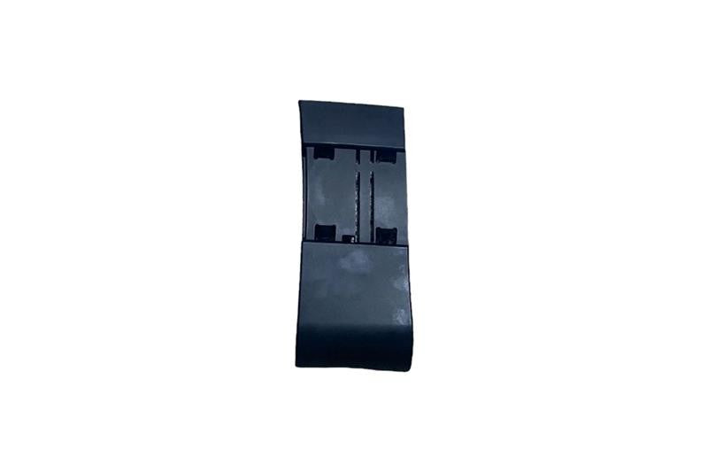 Front Fender Lower Moulding LH with reference OE replacement number LR137460. Bodyshell - Doors - Locks - Moldings catalog part. Land Rover fitment: Range Rover Evoque L551 (2019 >)models.