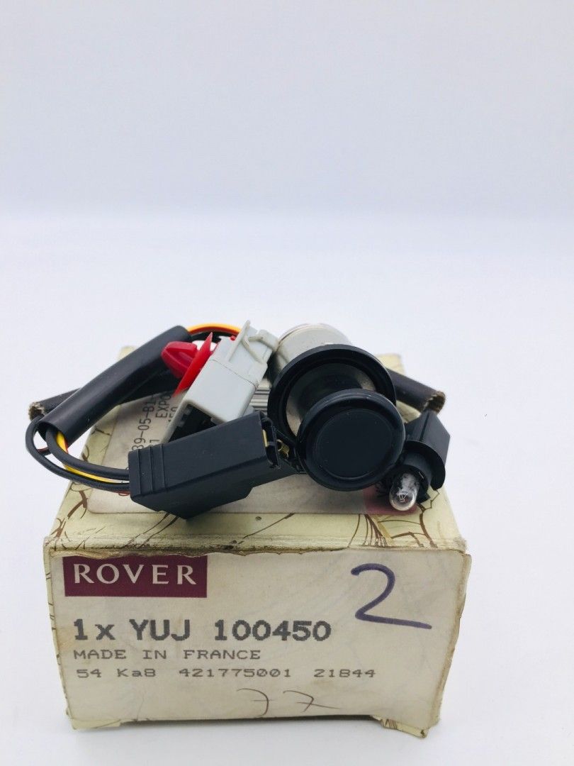 Cigar lighter assembly facia - small 400 Genuine MG Rover YUJ100450